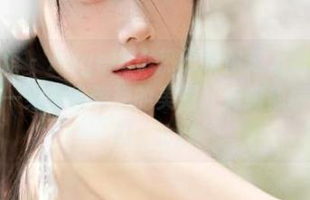 美媛馆 - Angela小热巴带你走入浴室，分享一组令人惊艳的美图，宛如仙境般梦幻。.txt