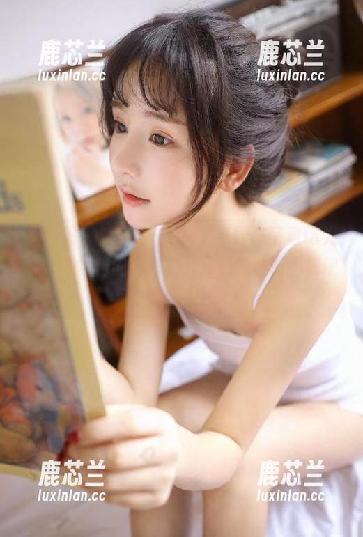 美媛馆 - 刘飞儿Faye最新网袜写真曝光，令人惊艳的高清照片探秘她的时尚秘诀与个性魅力。.txt