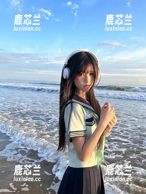 美媛馆 - 一组让人目不转睛的刘飞儿Faye长腿全套图片，快来围观这绝美腿部线条！.txt