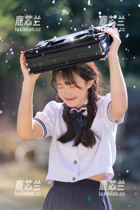 美媛馆 - 小兜儿修女写真：福利大爆发，写真艺术的新领域尽在掌握！.txt