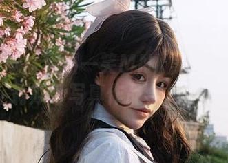 震撼视觉!芊川一笑MNK黑兽白精灵奥莉斯汀写真作品合集.txt