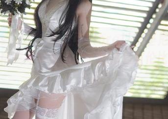 花漾show - 心上可Flora以比基尼为主题，精美高清美图记录她的无与伦比风采。.txt