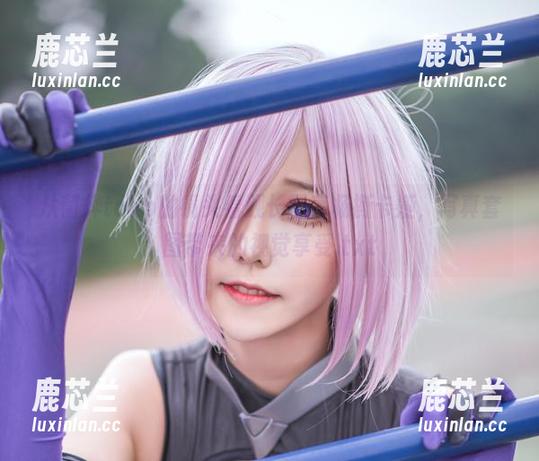从菌烨tako的镜头看舰长图高杨撕卡娅，写真套图带来的视觉享受.txt