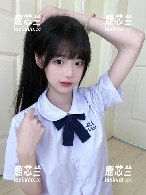 微密圈 - 艺术与信仰交融：葱油饼er修女的精选图包合集，感受震撼心灵.txt