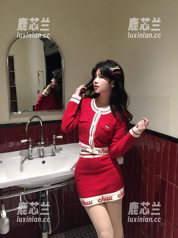 蜜桃社-陆萱萱Cecilia 蜜桃社 - 来一场视觉盛宴!全套下载陆萱萱Cecilia的夏日写真,瞬间带你清凉一夏!.txt