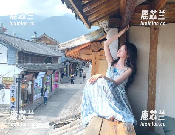 语画界 - 用Cherry绯月樱的可爱私拍美图唤醒你的少女心，特别的你不容错过！.txt