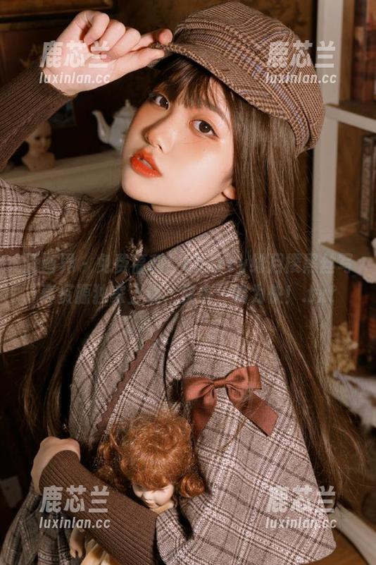 语画界 - 免费福利！cherry绯月樱黑丝写真资源独家上线，快来一睹为快！.txt