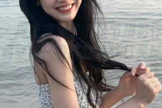 语画界 - 探秘奈沐子万圣节摄影作品：精美原图和壁纸，唤醒你的节日灵感与快乐！.txt