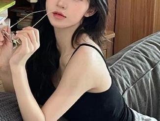 语画界 - 探索徐莉芝Booty无圣光秘书写真合集，感受职场风采与女性力量的完美结合.txt