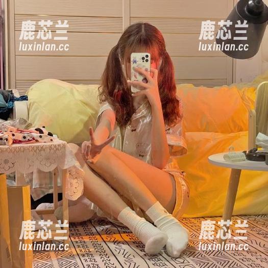 语画界 - 绯月樱_Cherry的秘密世界：高清写真展现她独特的魅力与风格！.txt