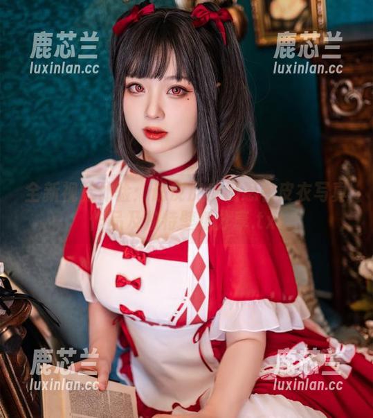 全新视觉体验：超皮皮皮奶忍者皮衣写真作品及独特壁纸分享.txt