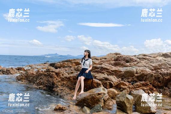 轻兰映画HANA.001：一组写真作品集，竟然让人联想到了童年小秘密！.txt