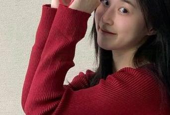 探索铭铭kizami的青春故事,今天她是高中生,写真图库邀你一同下载欣赏!.txt