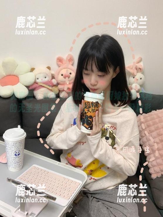 微密圈 - 探索雅雅的气质呀厨娘独特风格的无圣光图集，品味生活中的每一份精彩.txt