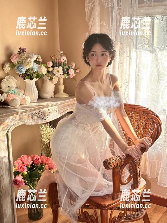 青丘女神 - 发现最新星星校园写真资源，别样青春，尽在其中！.txt