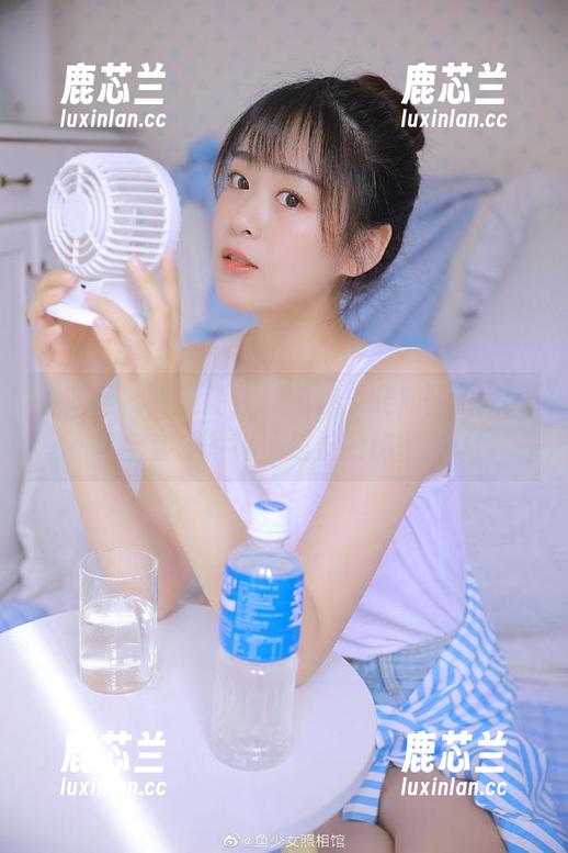 魅妍社 - 打开青春的画卷，安沛蕾少女写真全套图片揭示成长的秘密.txt