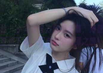 魅妍社 - 小尤奈官方自拍合集，海量写真作品等待下载，开启你的美丽之旅！.txt