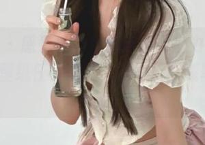 微密圈 - 感受鱼神鱼的连体衣魅力,海量美图与壁纸任你挑选,时尚不再孤单!.txt