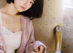 微密圈 - 在黎允熙baby的办公室写真合集里感受职场的时尚与自信.txt