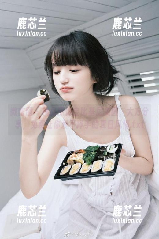 微密圈 - 精品黑饱宝比基尼美图，大方分享，免费让你爱不释手的夏日风情.txt